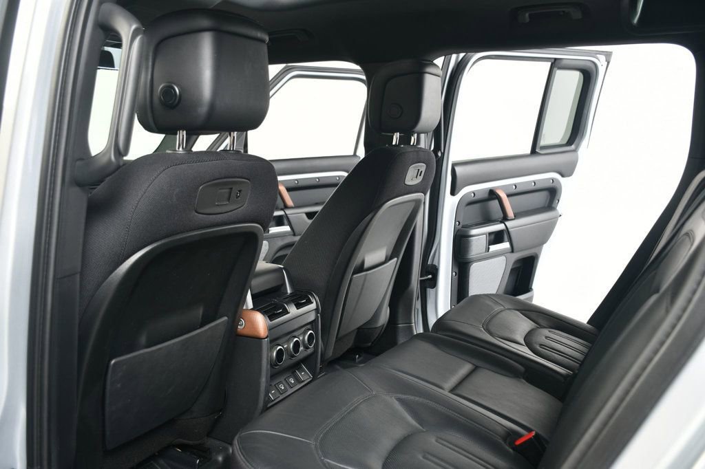 Used 2021 Land Rover Defender 110 X image 33
