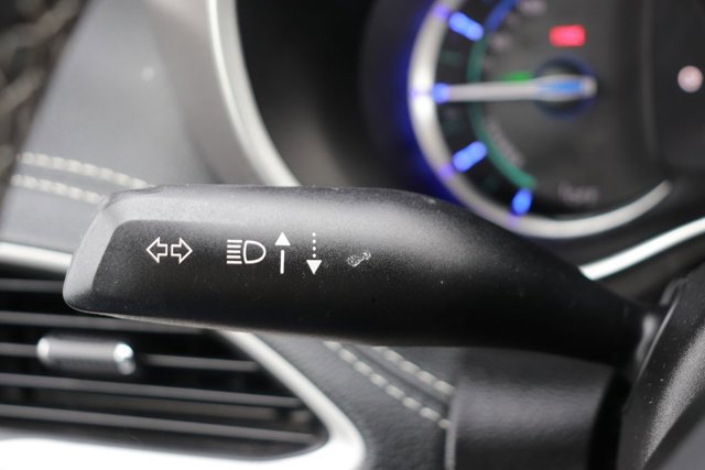 Used 2023 Chrysler Pacifica Touring-L image 22