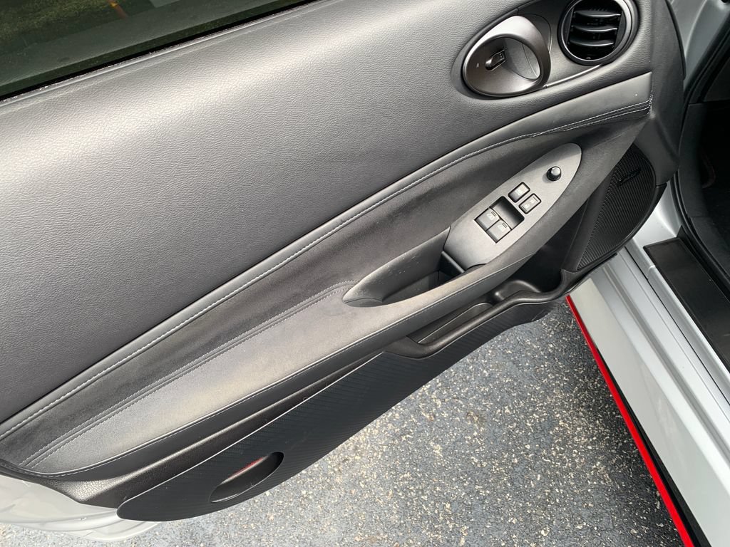 Certified 2025 Nissan Z NISMO w/ Floor Mat Package RWD image 10