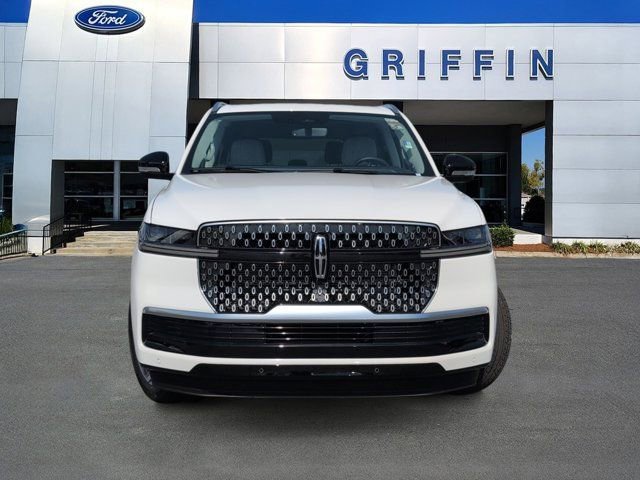 New 2026 Lincoln Navigator Reserve image 12