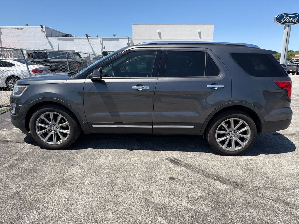 Used 2017 Ford Explorer Limited AWD/4WD image 7