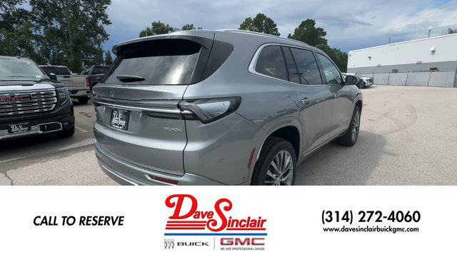 New 2026 Buick Enclave Avenir w/ Super Cruise Package FWD image 9
