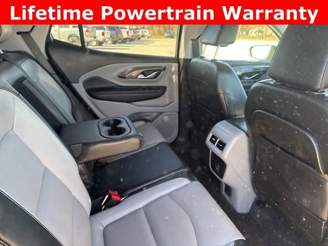 Used 2024 GMC Terrain SLT image 18