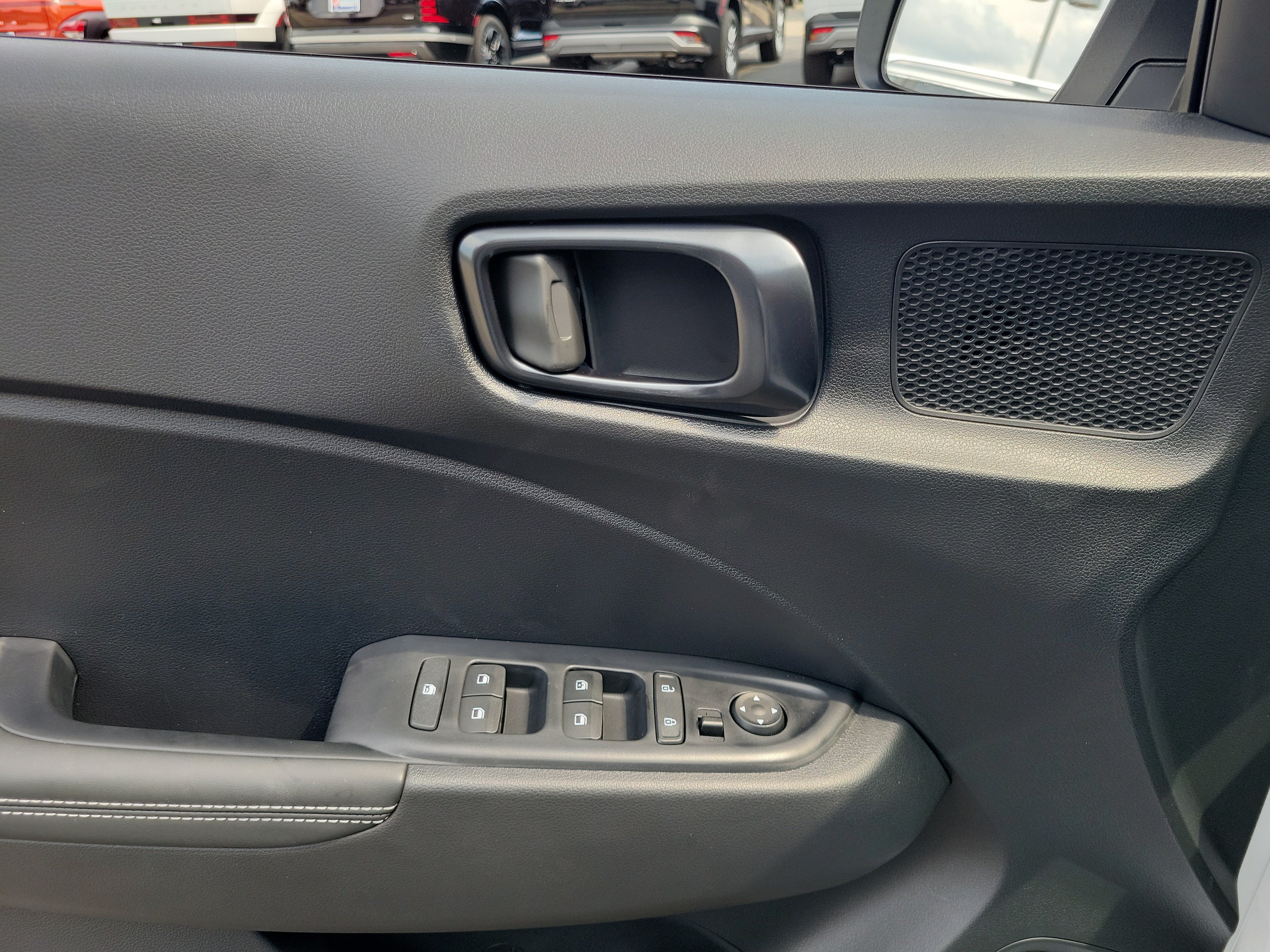 New 2026 Hyundai Venue SEL FWD image 17
