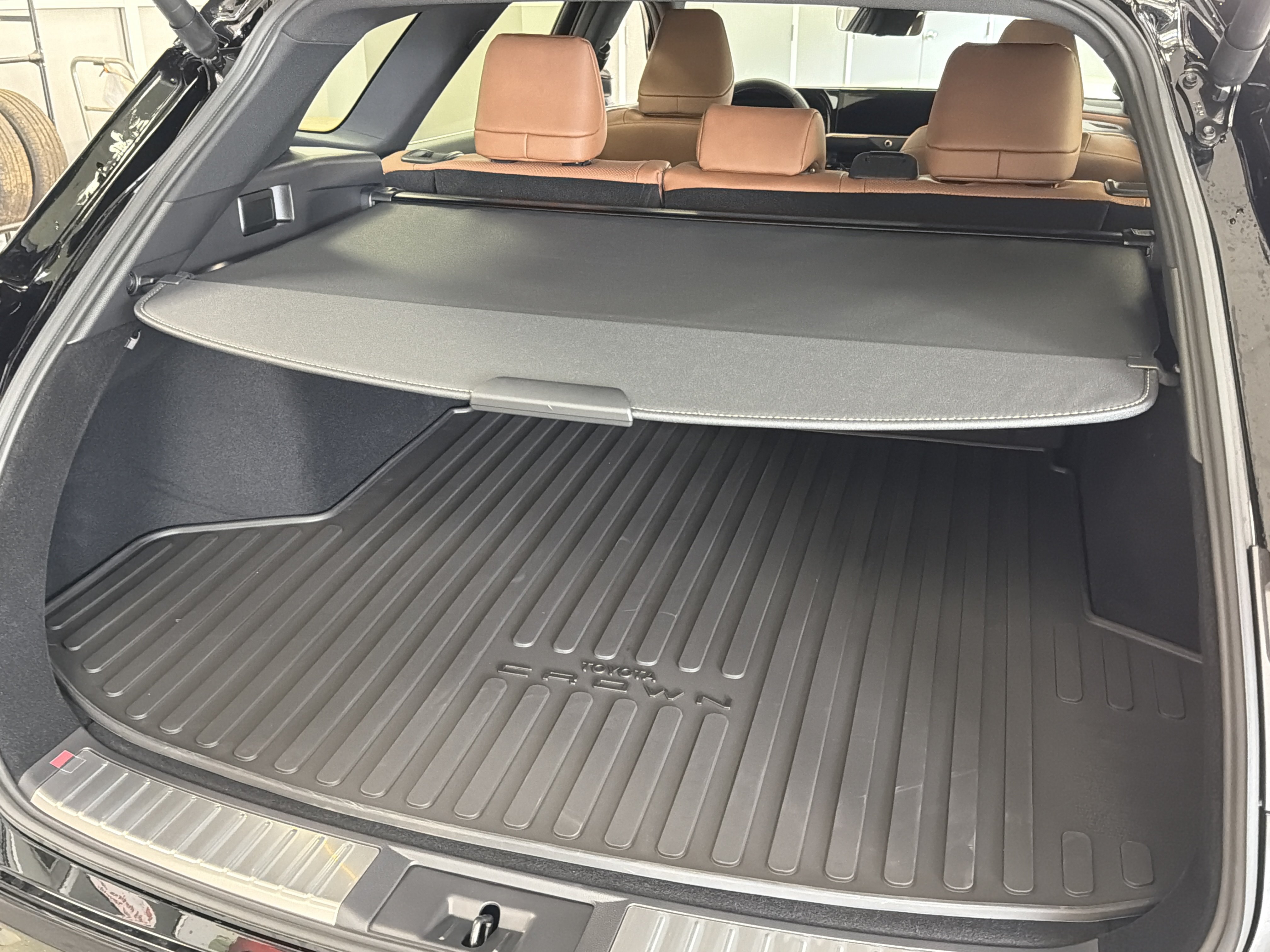 New 2026 Toyota Crown Signia AWD/4WD image 31