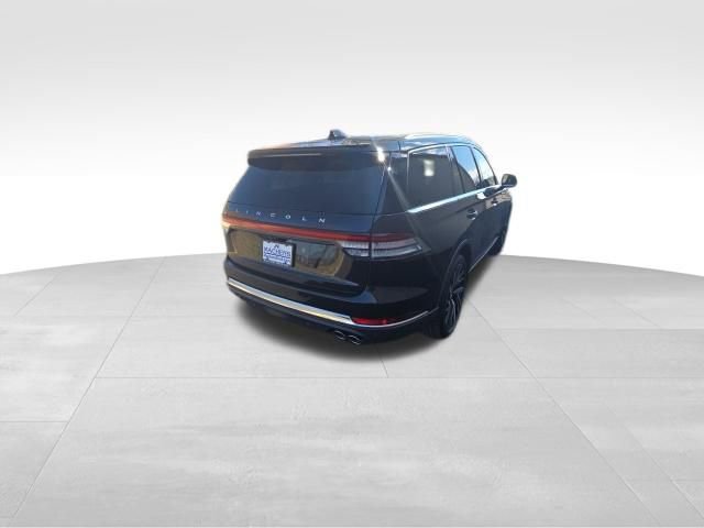 New 2026 Lincoln Aviator Reserve image 6