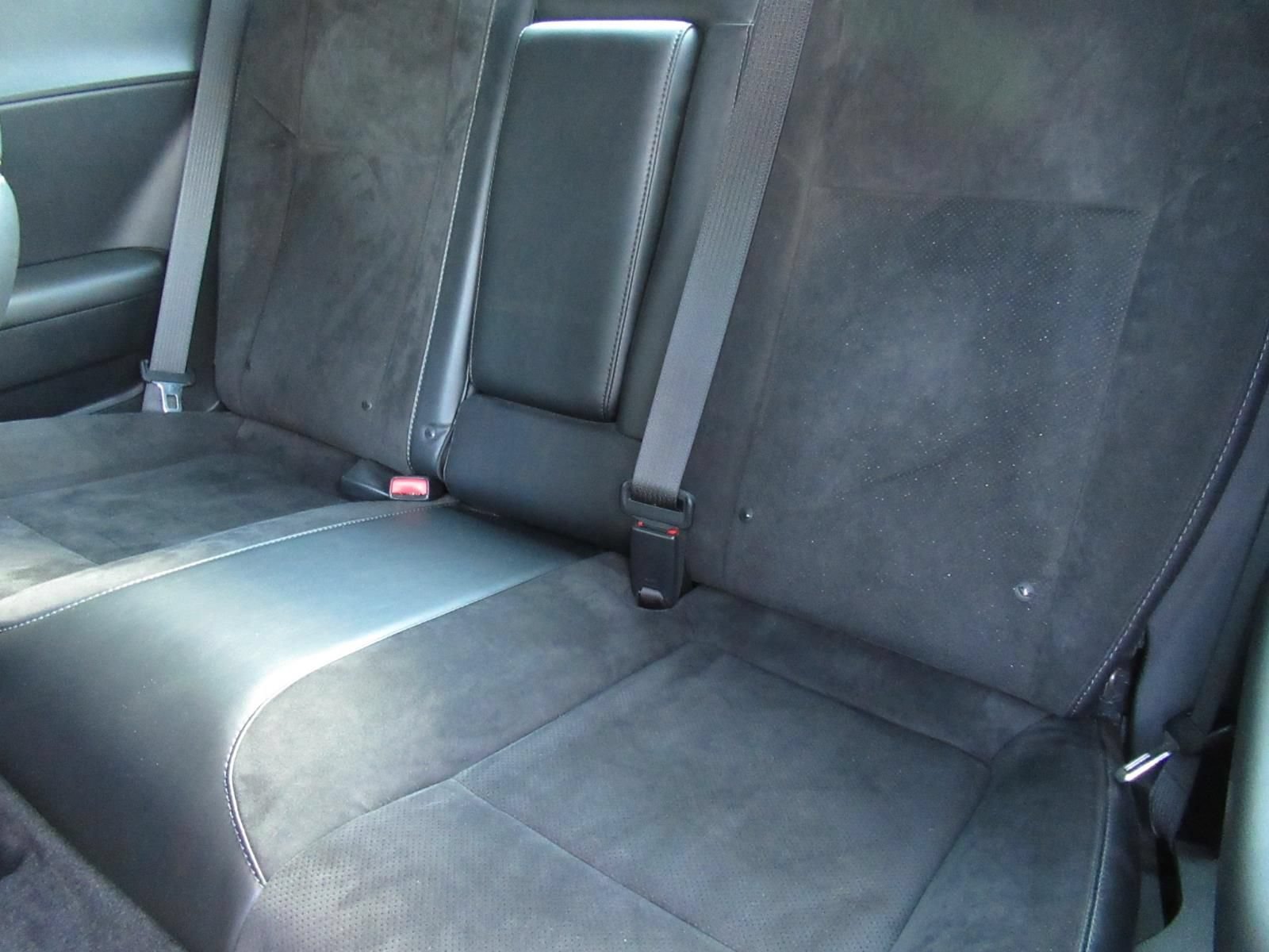 Used 2015 Dodge Challenger R/T Scat Pack w/ Leather Interior Group RWD image 35