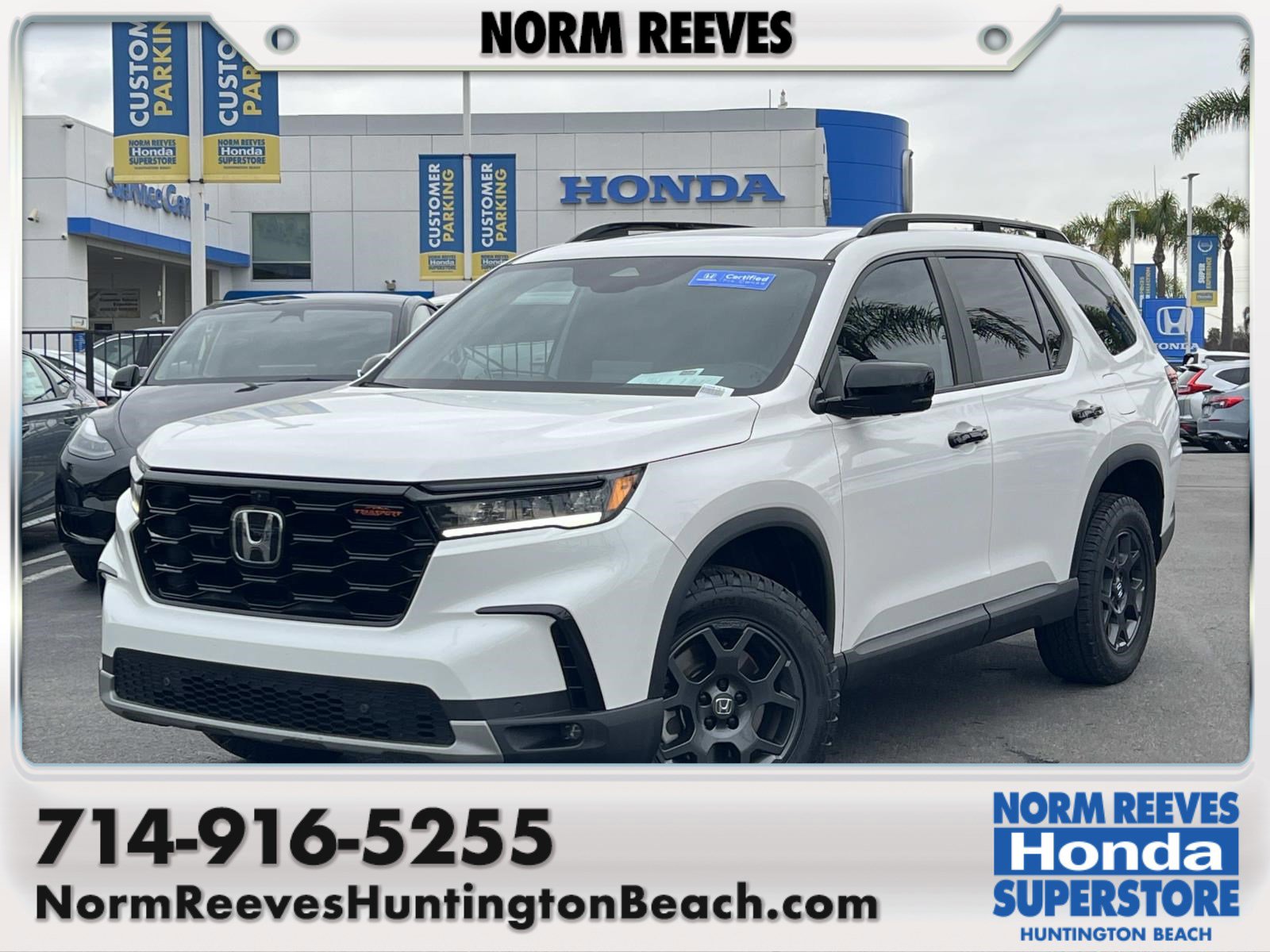 Certified 2025 Honda Pilot TrailSport image 1