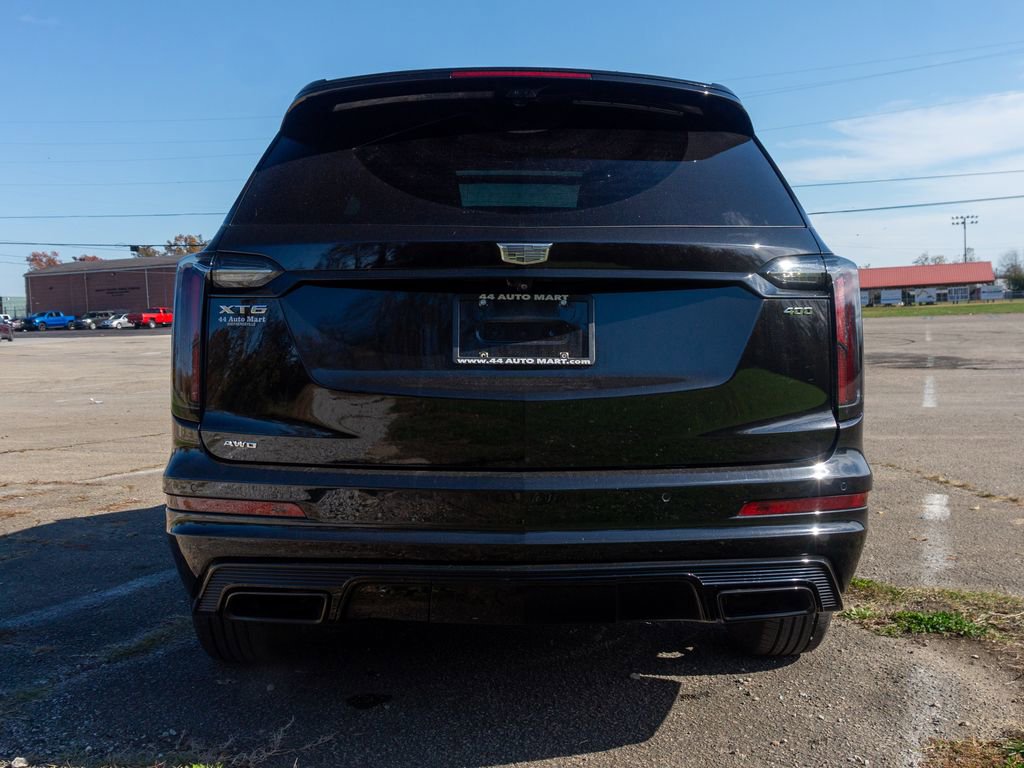 Used 2021 Cadillac XT6 Sport w/ LPO, ONYX Package image 7