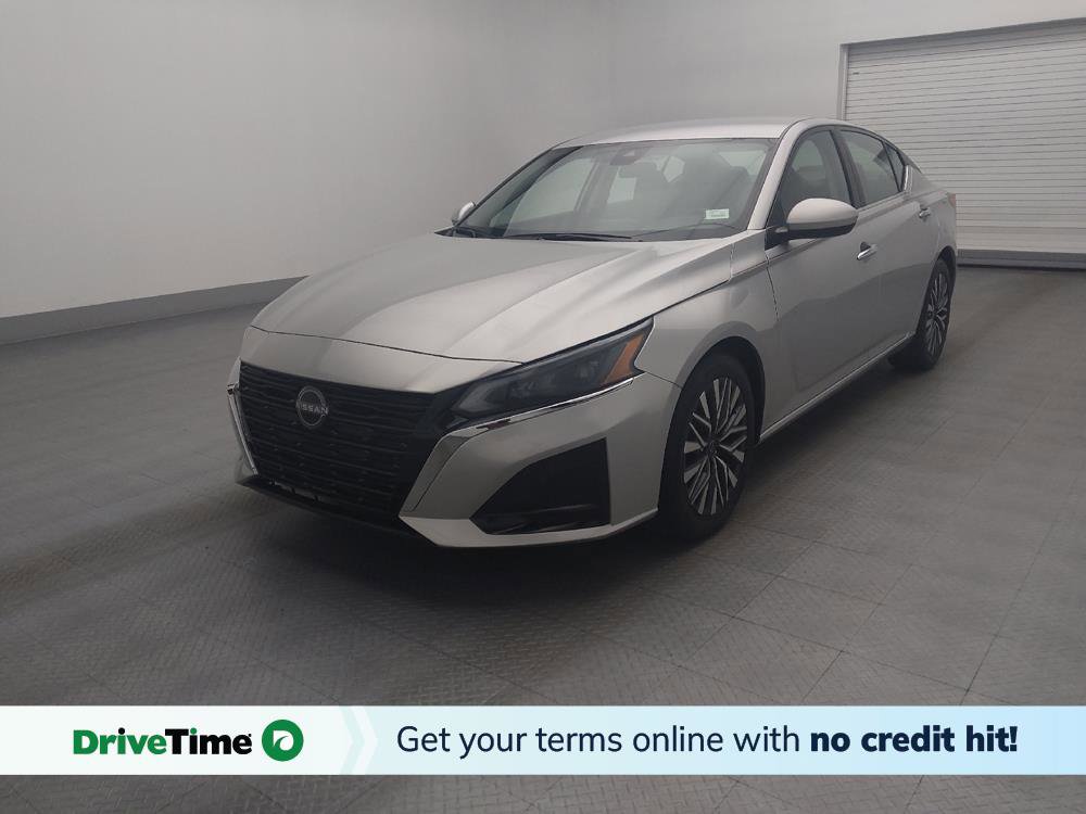 Used 2023 Nissan Altima 2.5 SV image 1