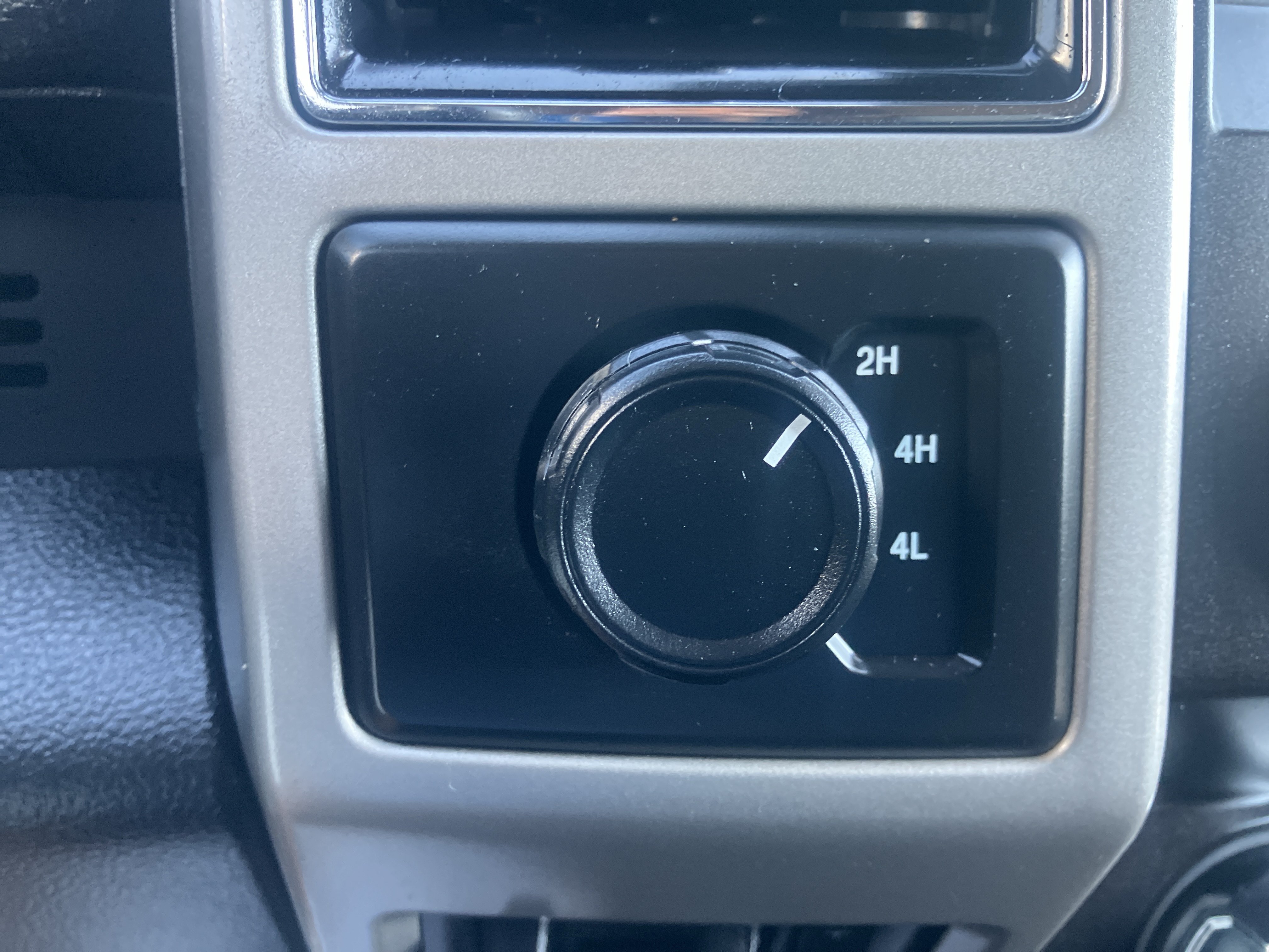 Used 2019 Ford F450 Lariat w/ Tow Technology Bundle AWD/4WD image 32