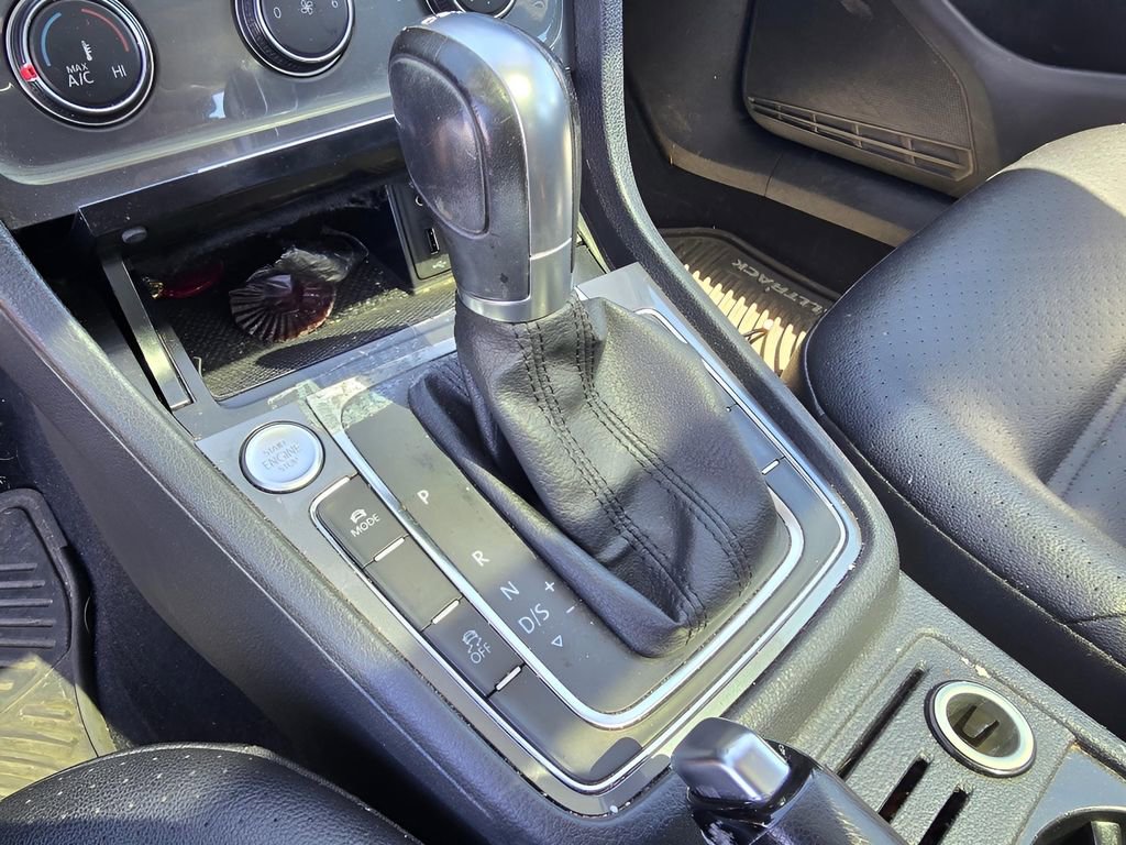 Used 2017 Volkswagen Golf Alltrack SE AWD/4WD image 20