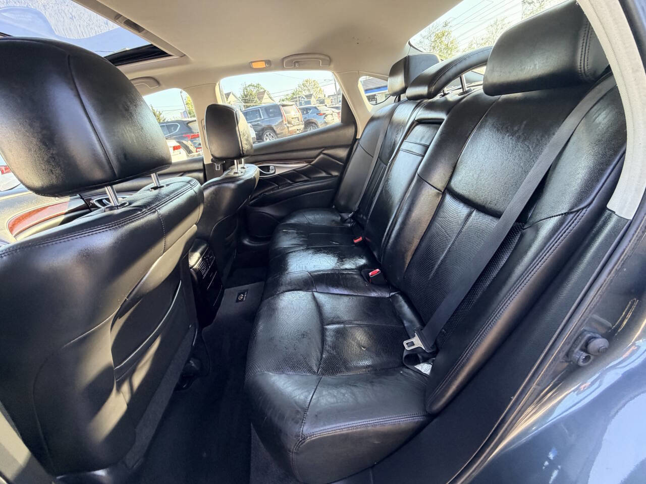 Used 2011 INFINITI M37 x w/ Premium Pkg AWD/4WD image 22