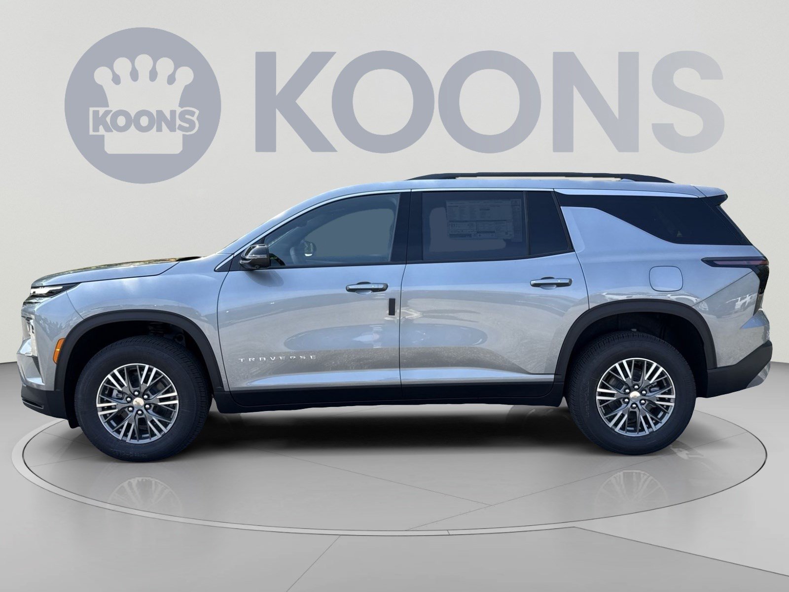 New 2026 Chevrolet Traverse LT w/ Driver Confidence Package AWD/4WD image 2