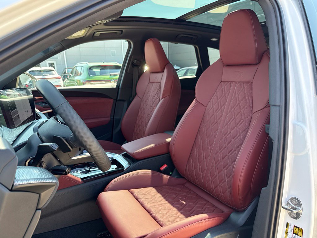 New 2026 Audi SQ5 Prestige AWD/4WD image 5