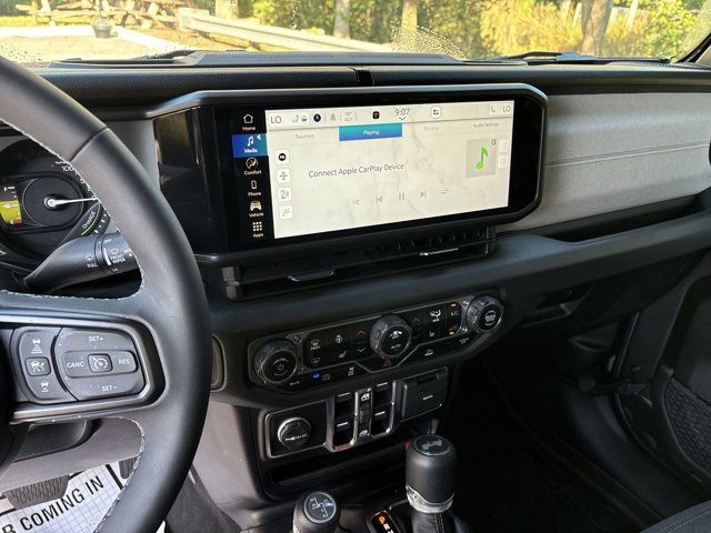 Used 2025 Jeep Wrangler Sport S w/ Convenience Group image 14