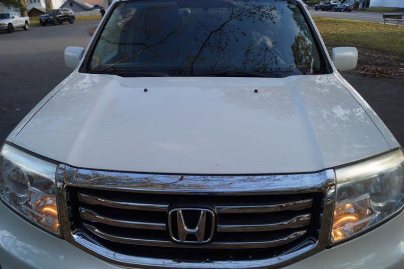 Used 2014 Honda Pilot Touring image 2