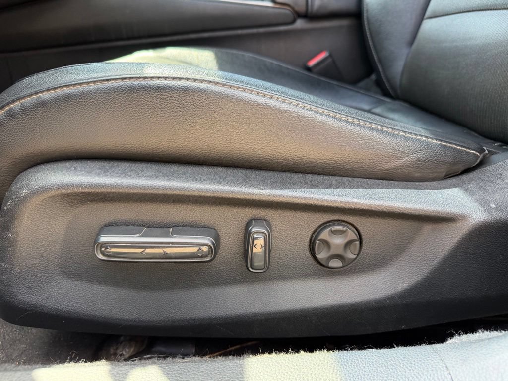 Used 2018 Honda Accord Sport image 9