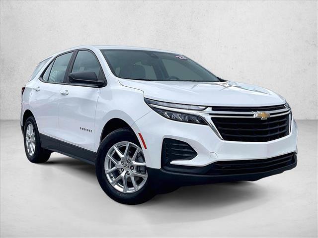 Used 2023 Chevrolet Equinox LS w/ Driver Confidence II Package FWD image 12