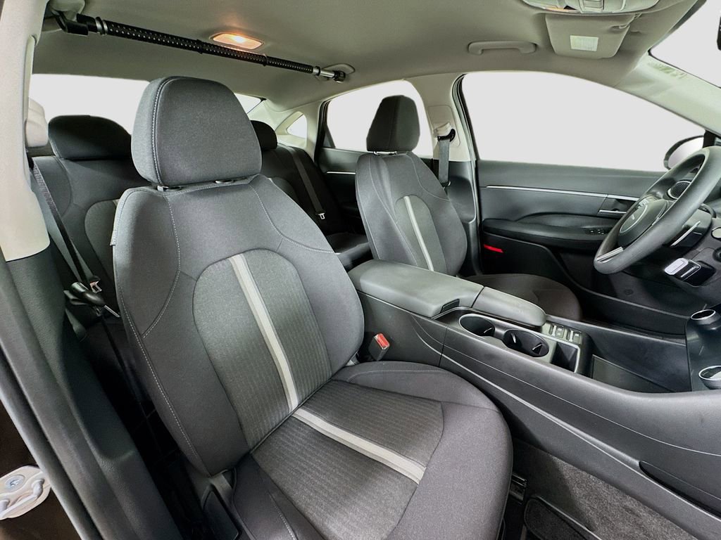 Certified 2025 Hyundai Sonata SEL image 29