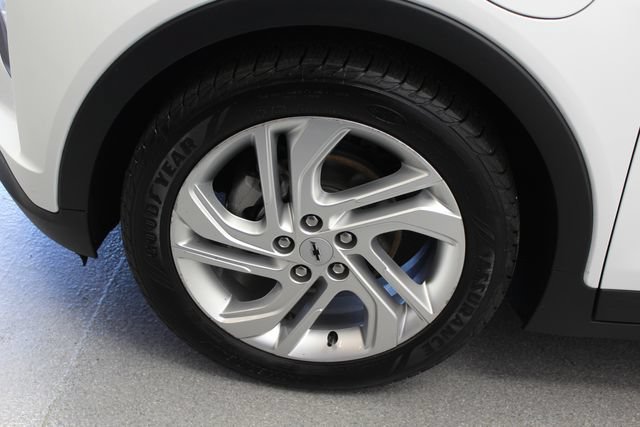 Used 2023 Chevrolet Bolt LT w/ Driver Confidence Package FWD image 14