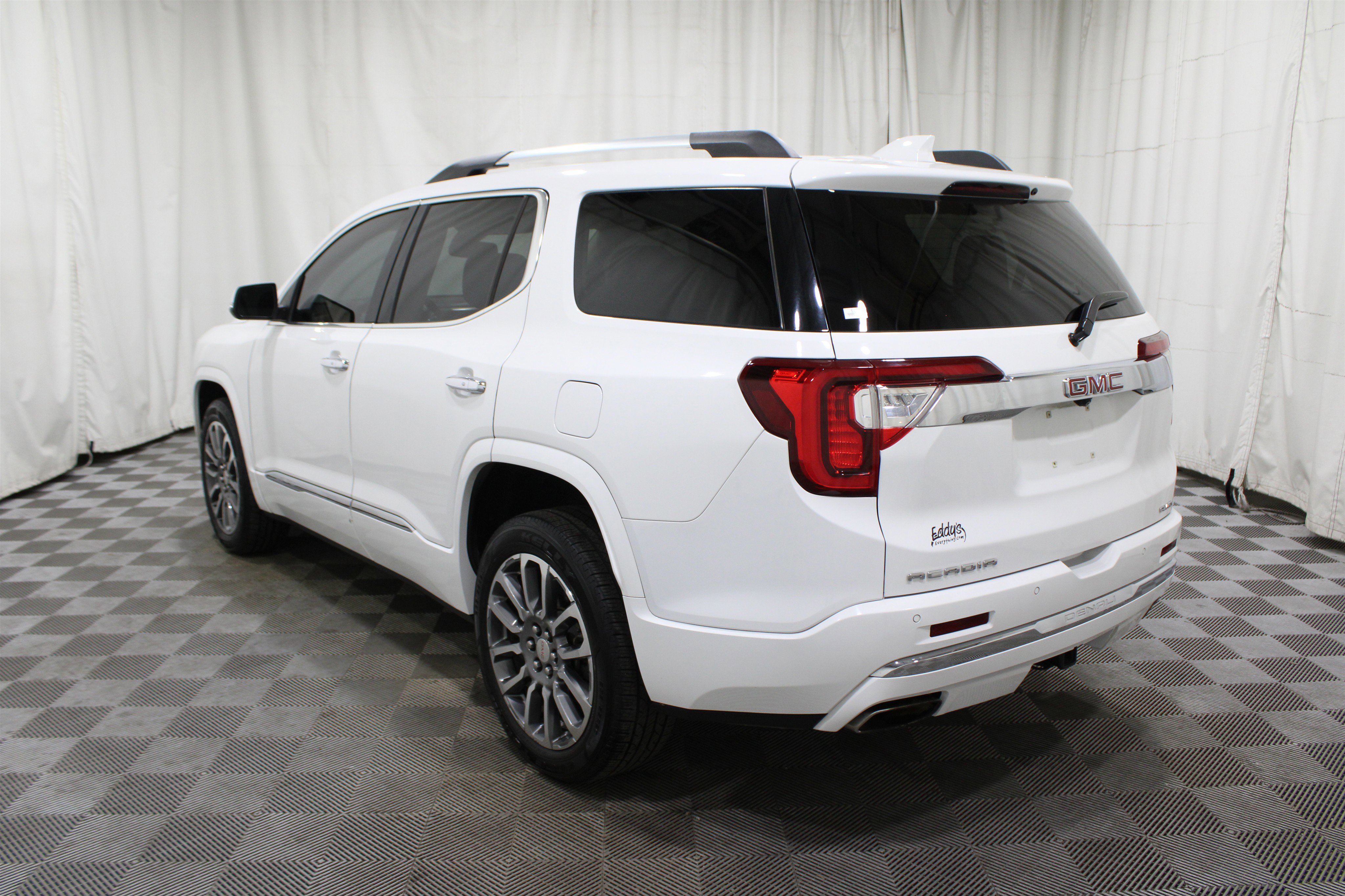 Used 2020 GMC Acadia Denali w/ Trailering Package image 43