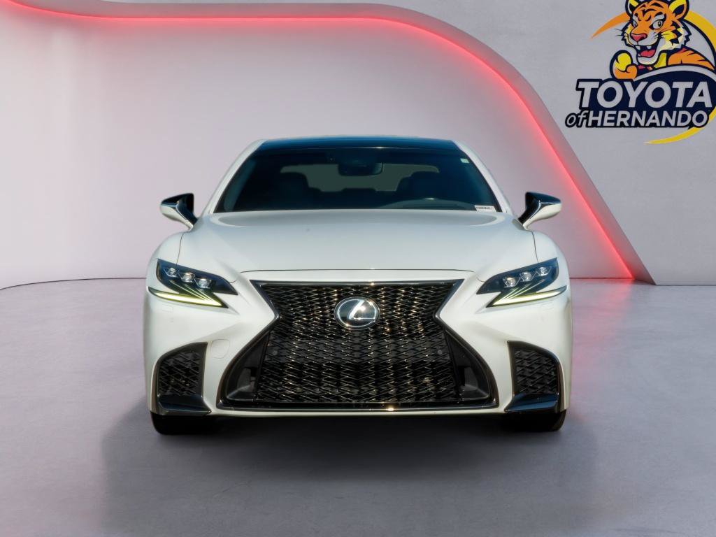 Used 2019 Lexus LS 500 F Sport w/ Accessory Package (Z1) AWD/4WD image 2