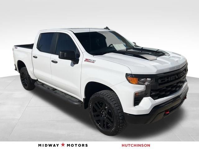 Used 2025 Chevrolet Silverado 1500 Custom Trail Boss AWD/4WD image 1