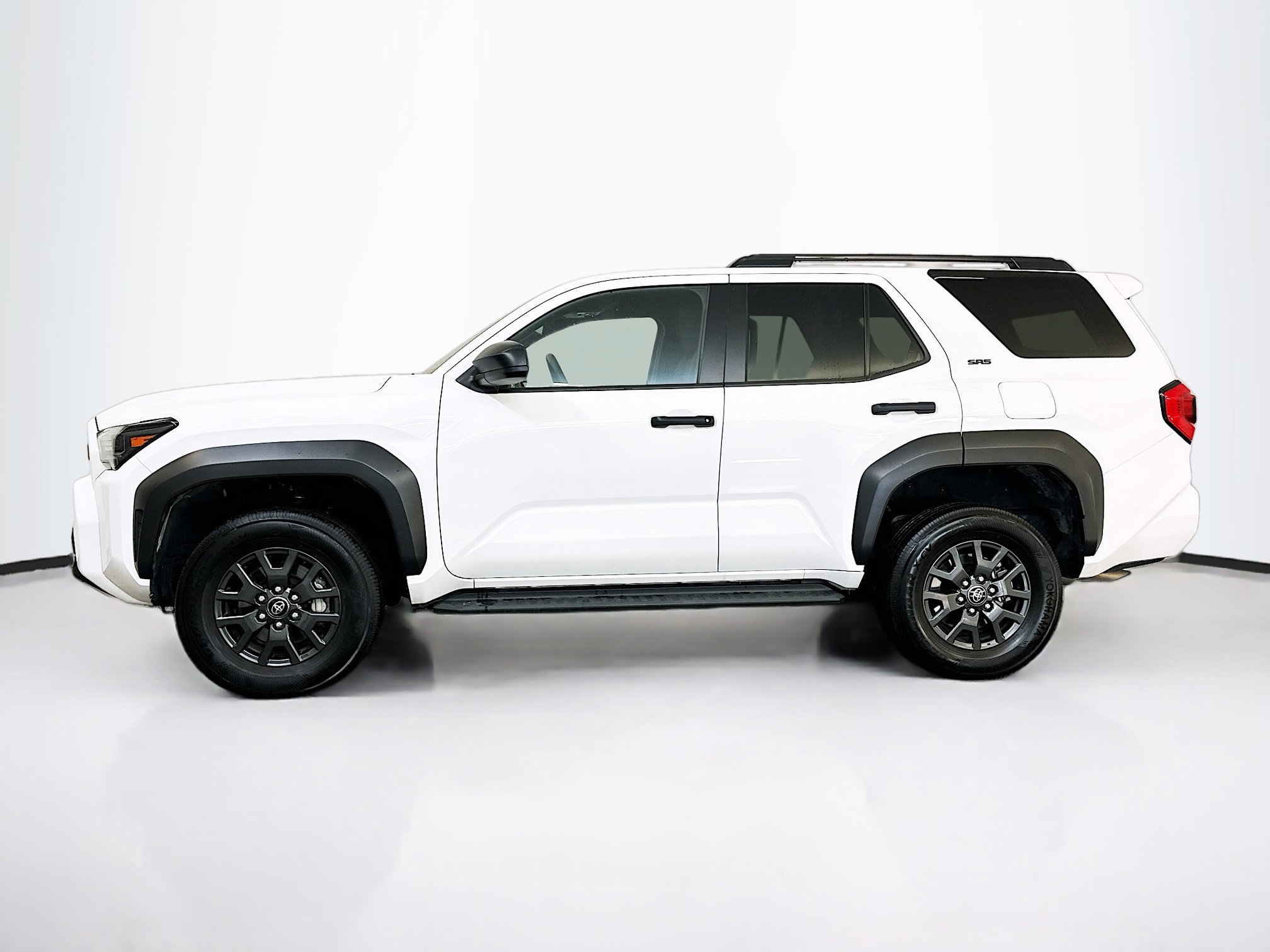 Used 2025 Toyota 4Runner SR5 image 4