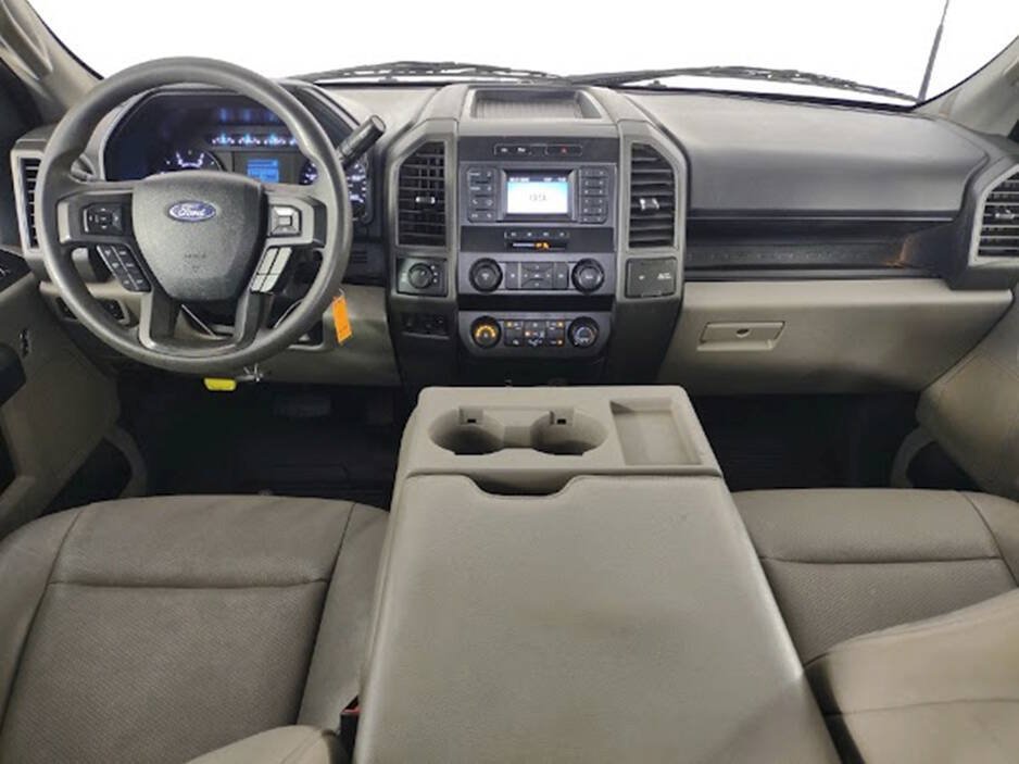 Used 2022 Ford F250 XL w/ Power Equipment Group AWD/4WD image 16