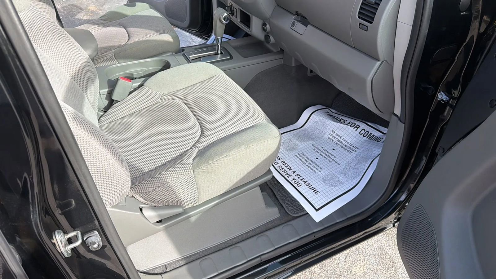 Used 2019 Nissan Frontier SV image 31