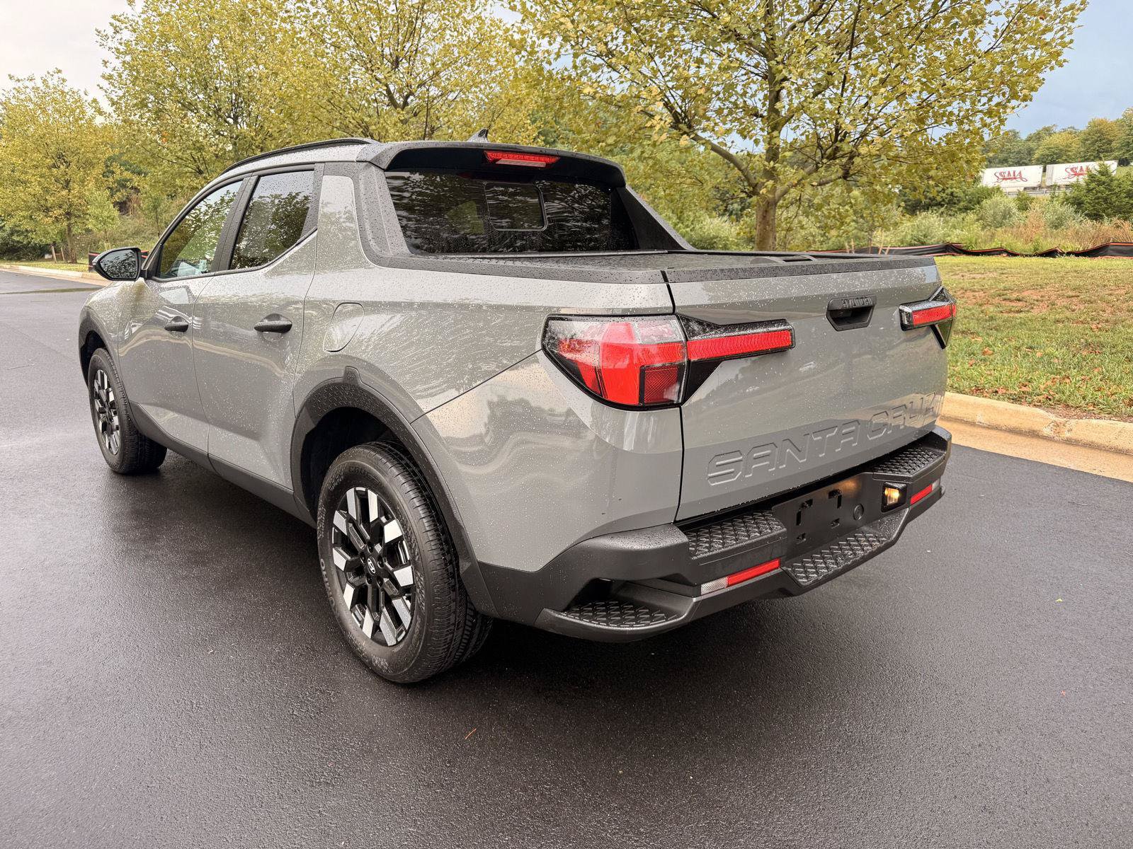 Certified 2025 Hyundai Santa Cruz SEL FWD image 7
