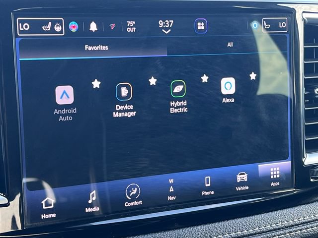 Used 2023 Chrysler Pacifica Limited FWD image 25