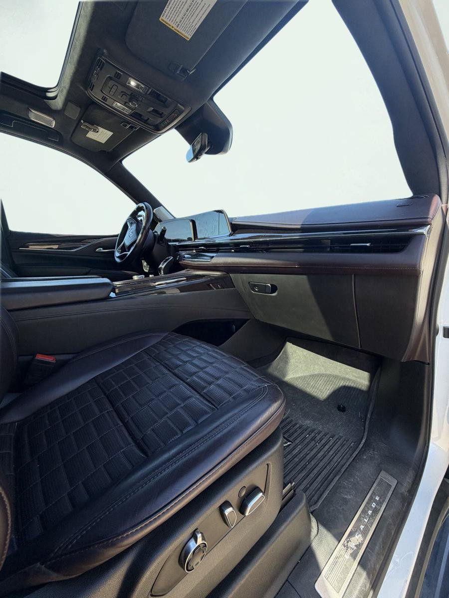 Used 2022 Cadillac Escalade ESV Sport Platinum AWD/4WD image 8