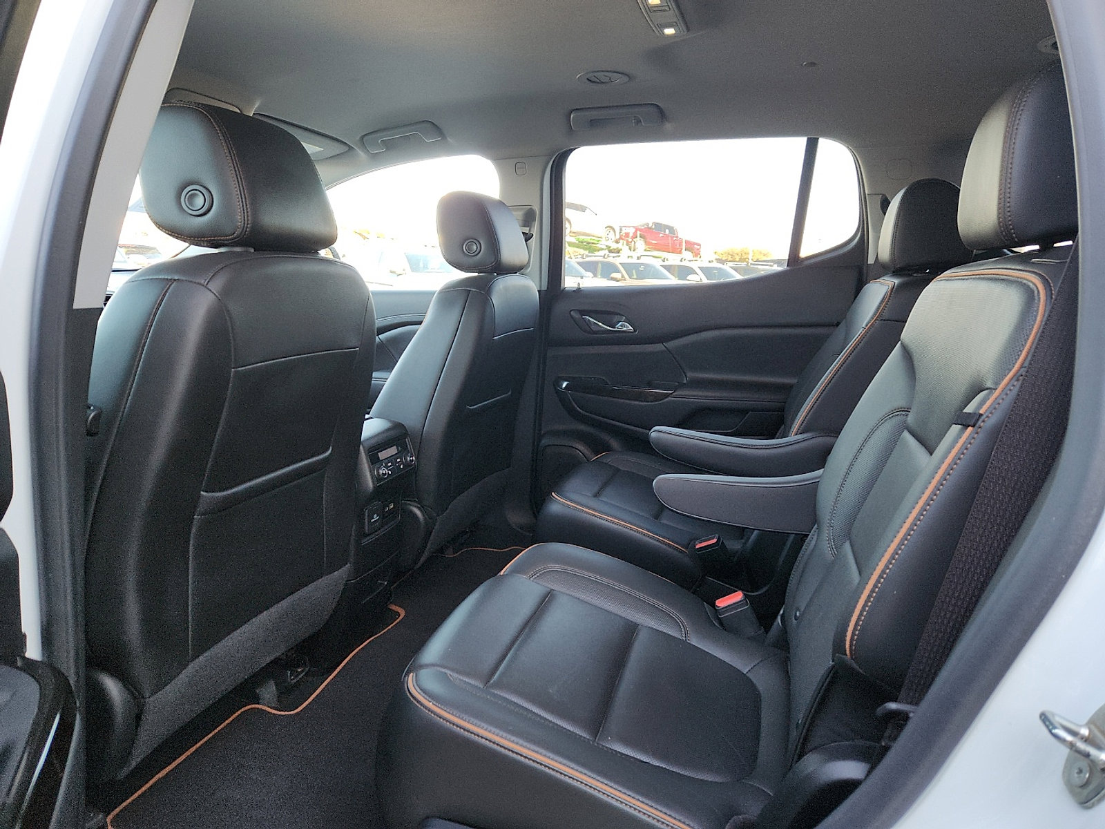 Used 2023 GMC Acadia AT4 w/ Technology Package image 12