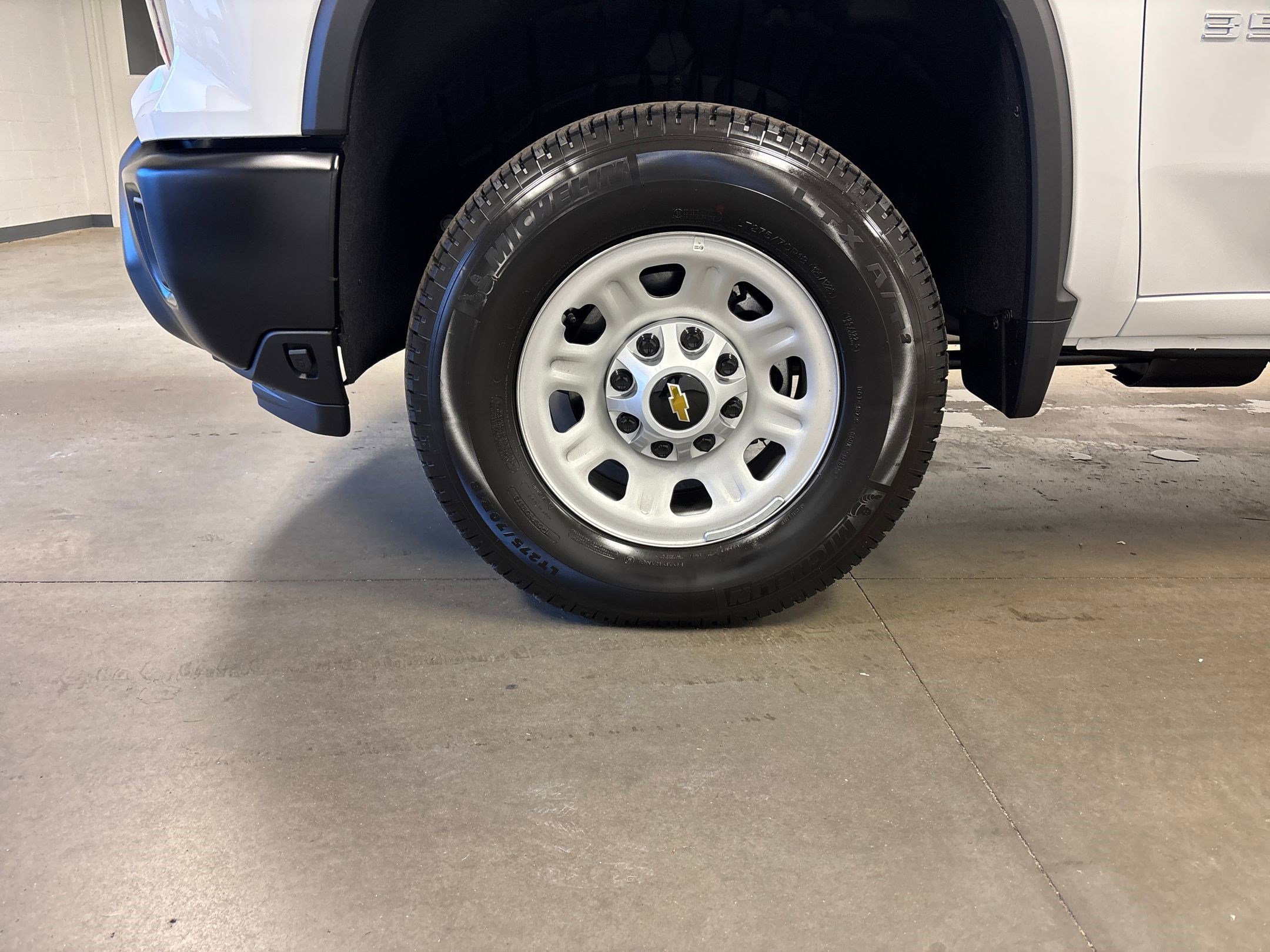 New 2025 Chevrolet Silverado 3500 W/T image 10