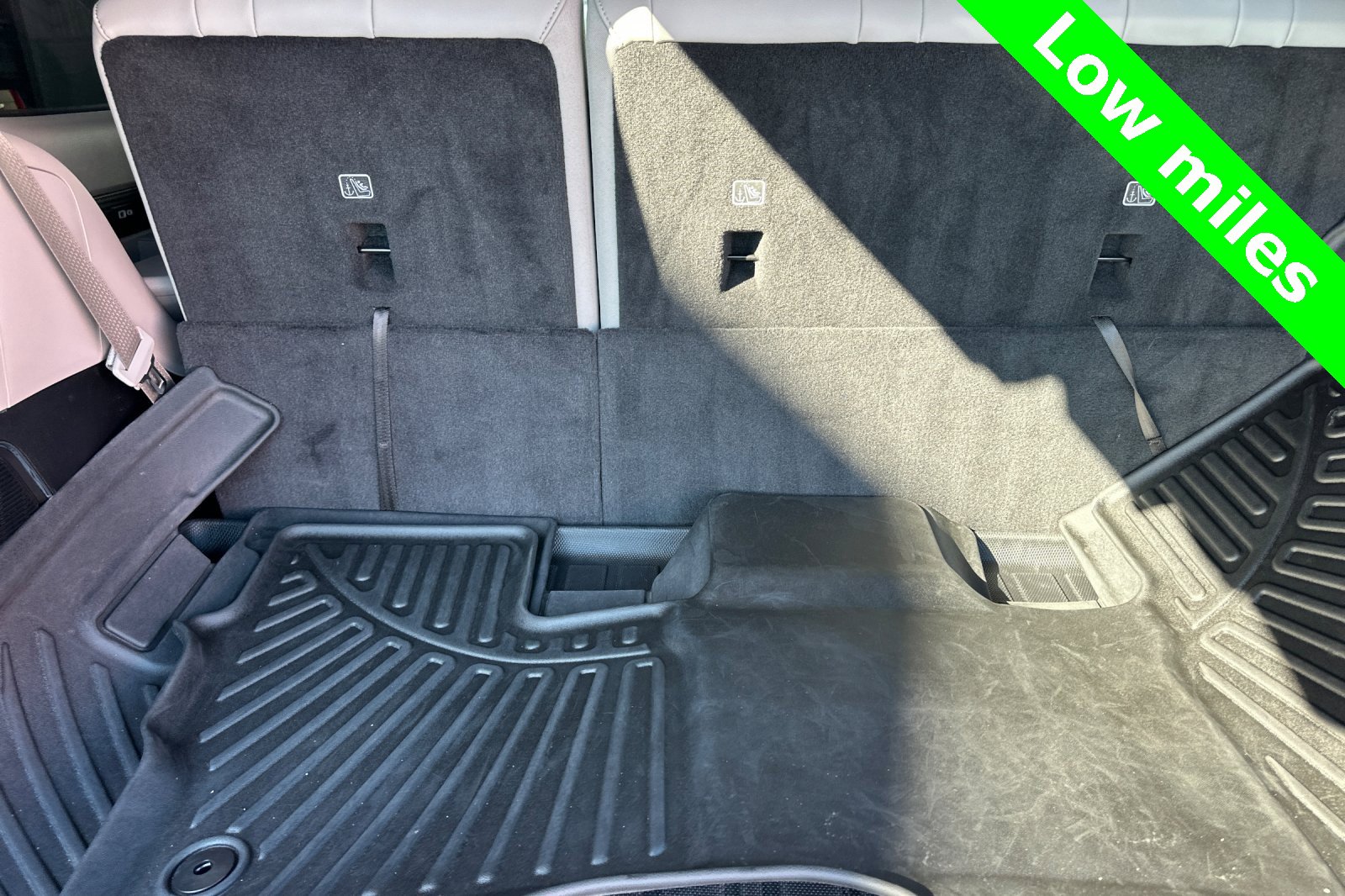 Used 2024 Jeep Wagoneer 4WD image 18