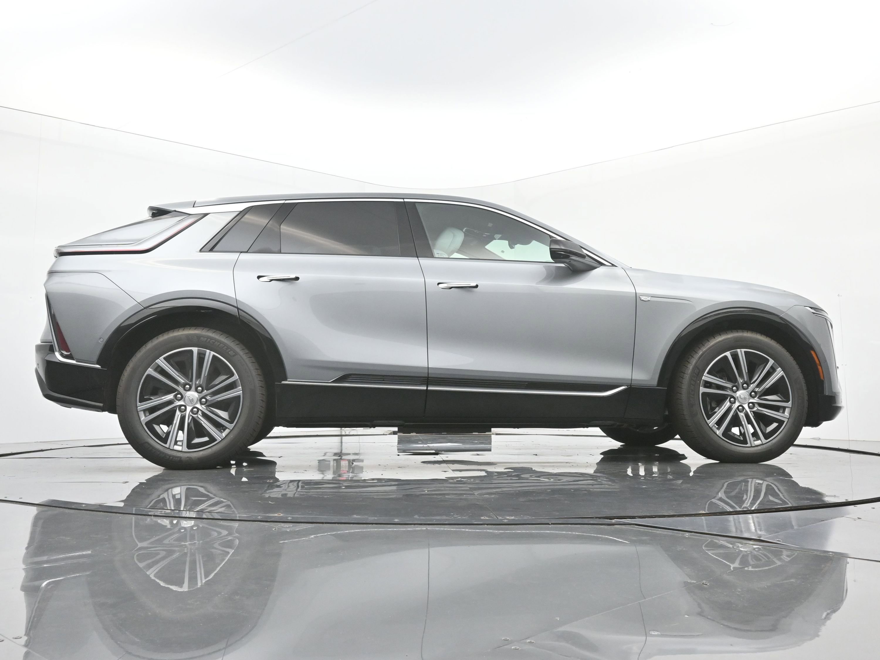 New 2026 Cadillac Lyriq Luxury image 20