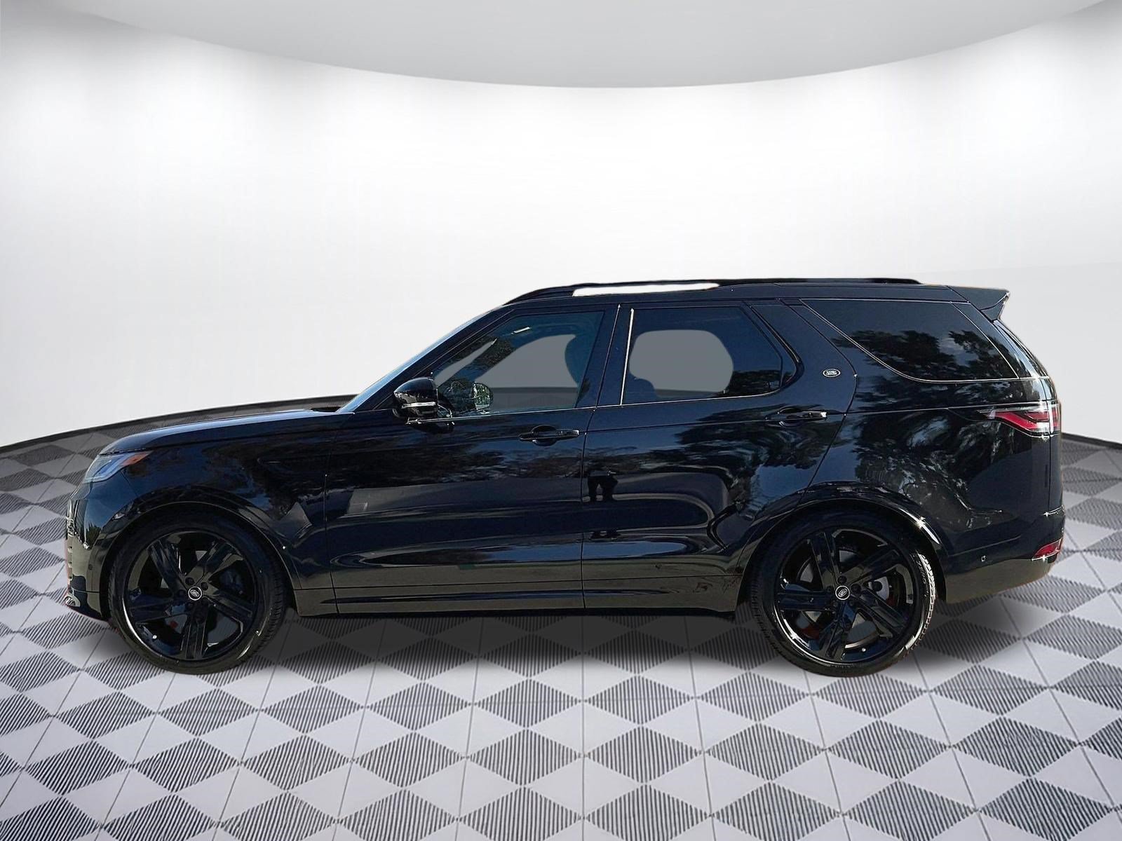 New 2026 Land Rover Discovery Limited Edition AWD/4WD image 2