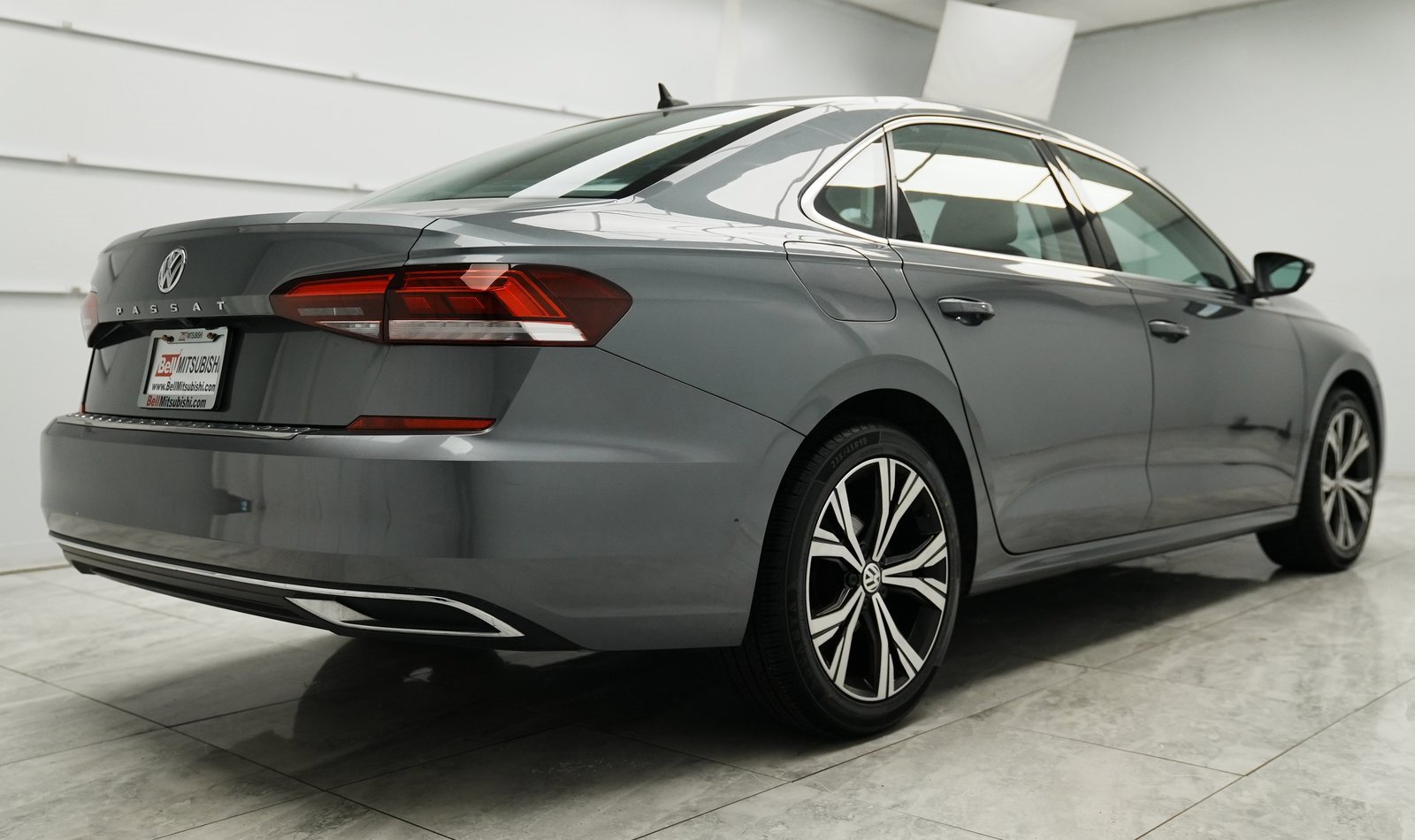 Used 2022 Volkswagen Passat 2.0T SE image 7