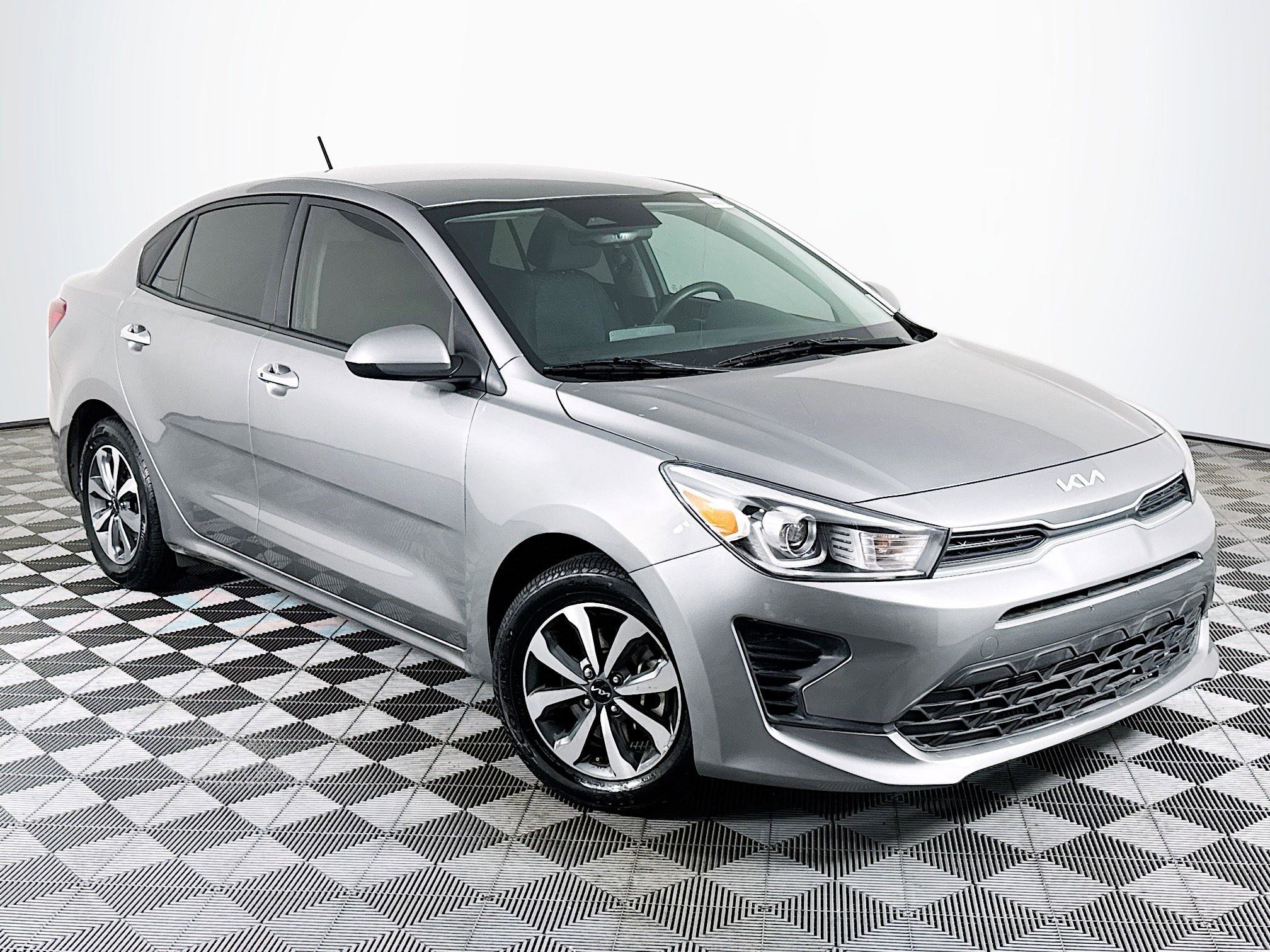 Used 2023 Kia Rio S w/ Technology Package image 2