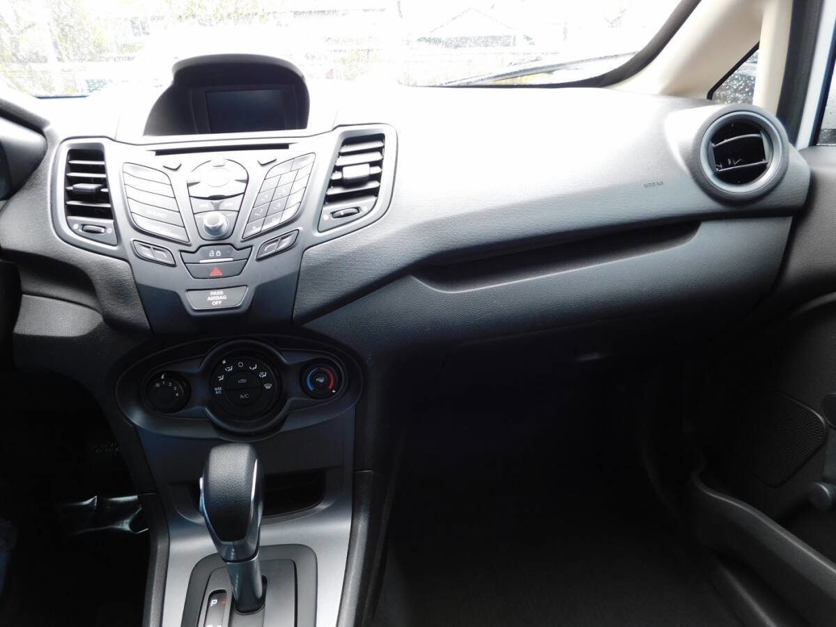 Used 2018 Ford Fiesta S image 7