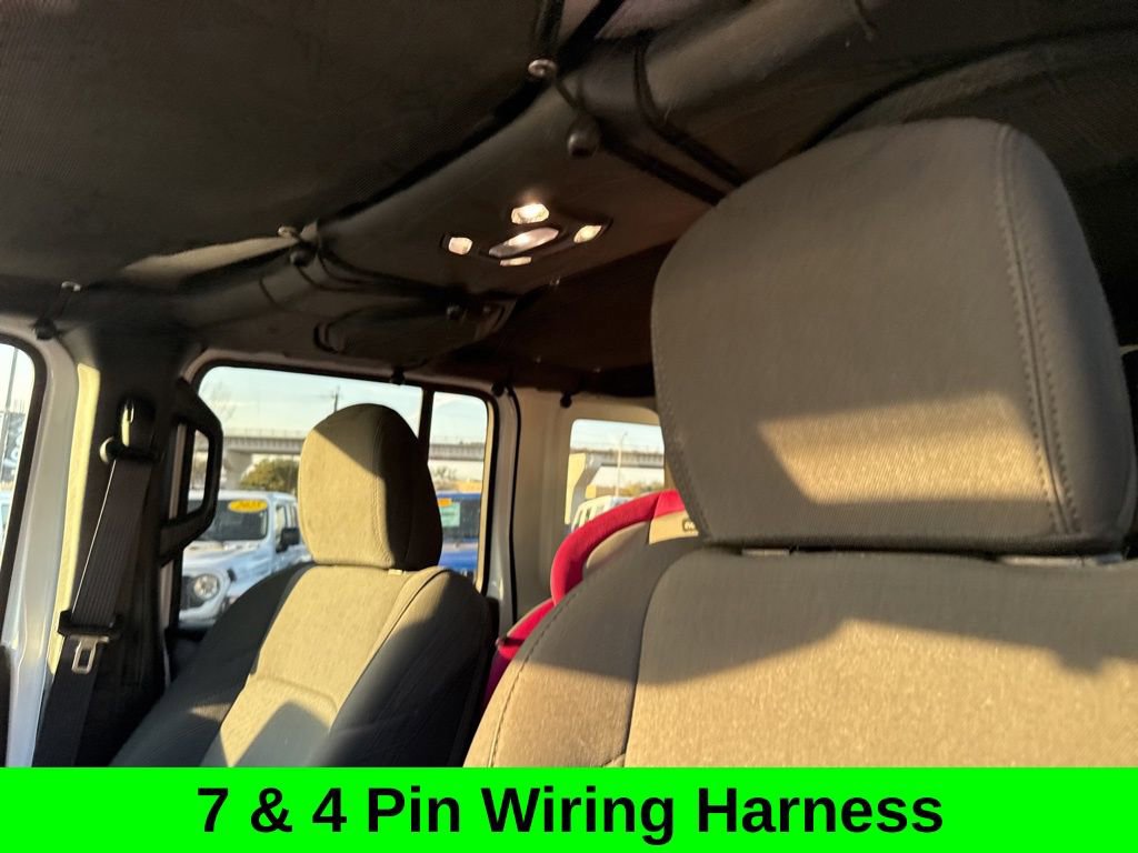 Used 2023 Jeep Wrangler Unlimited image 19