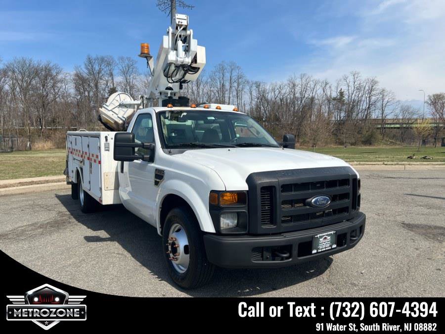 Used 2008 Ford F350 XLT image 3