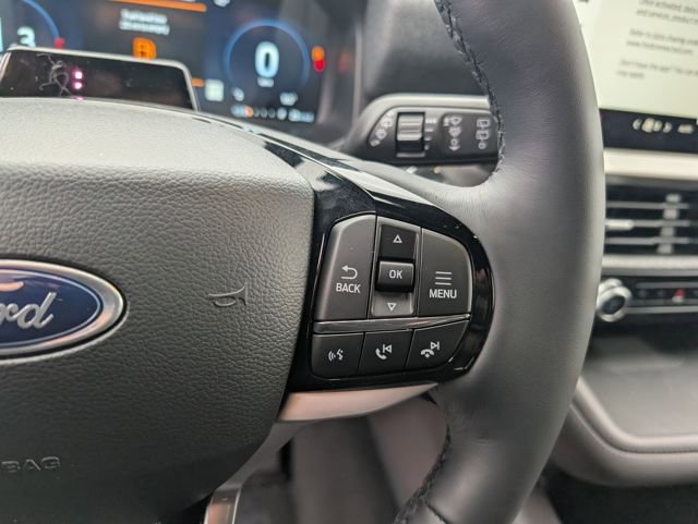 New 2026 Ford Explorer Platinum w/ LUX Leather Package image 17