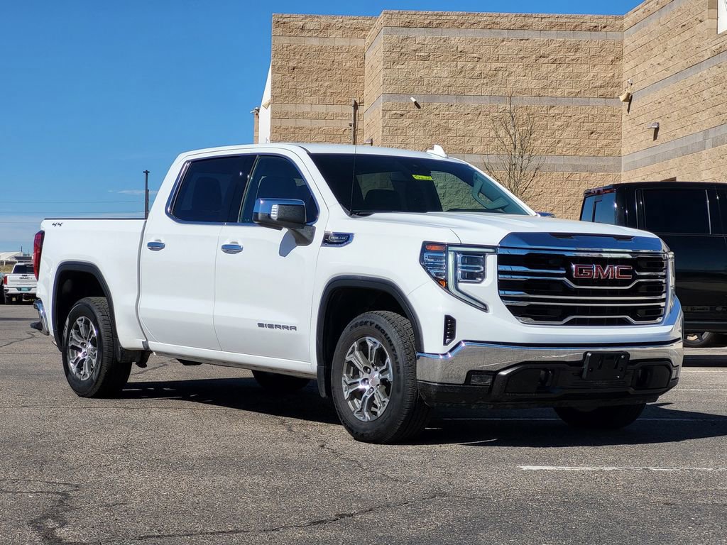 Used 2024 GMC Sierra 1500 SLT image 2