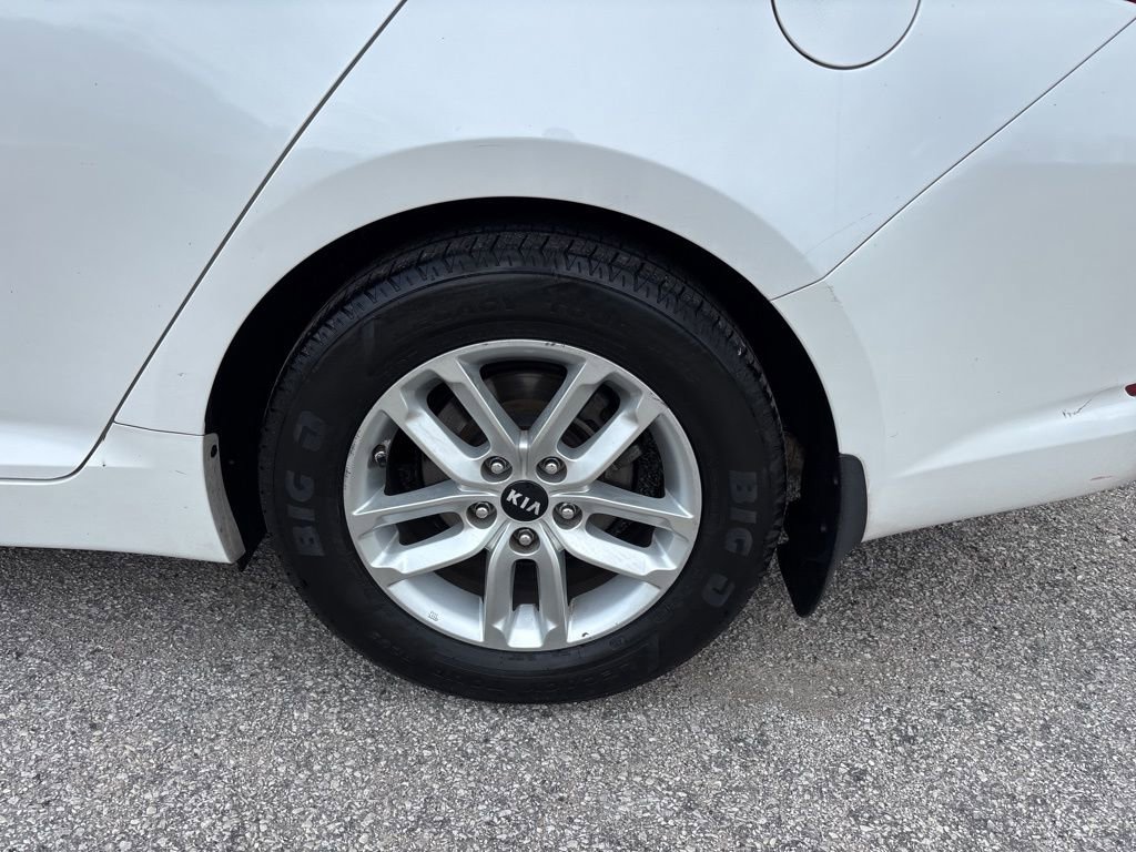 Used 2011 Kia Optima LX w/ Convenience Pkg image 11