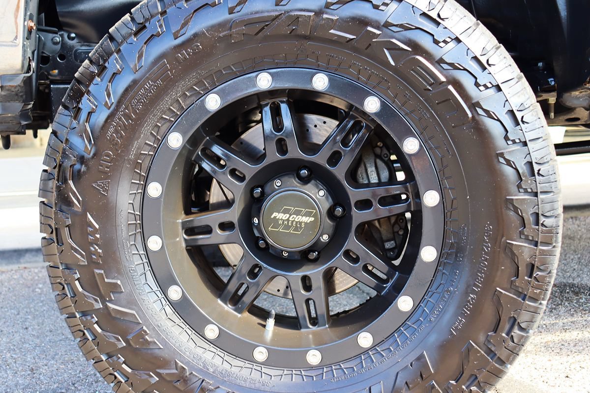 Used 2017 Toyota Tundra SR5 w/ TRD Off Road Package RWD image 7