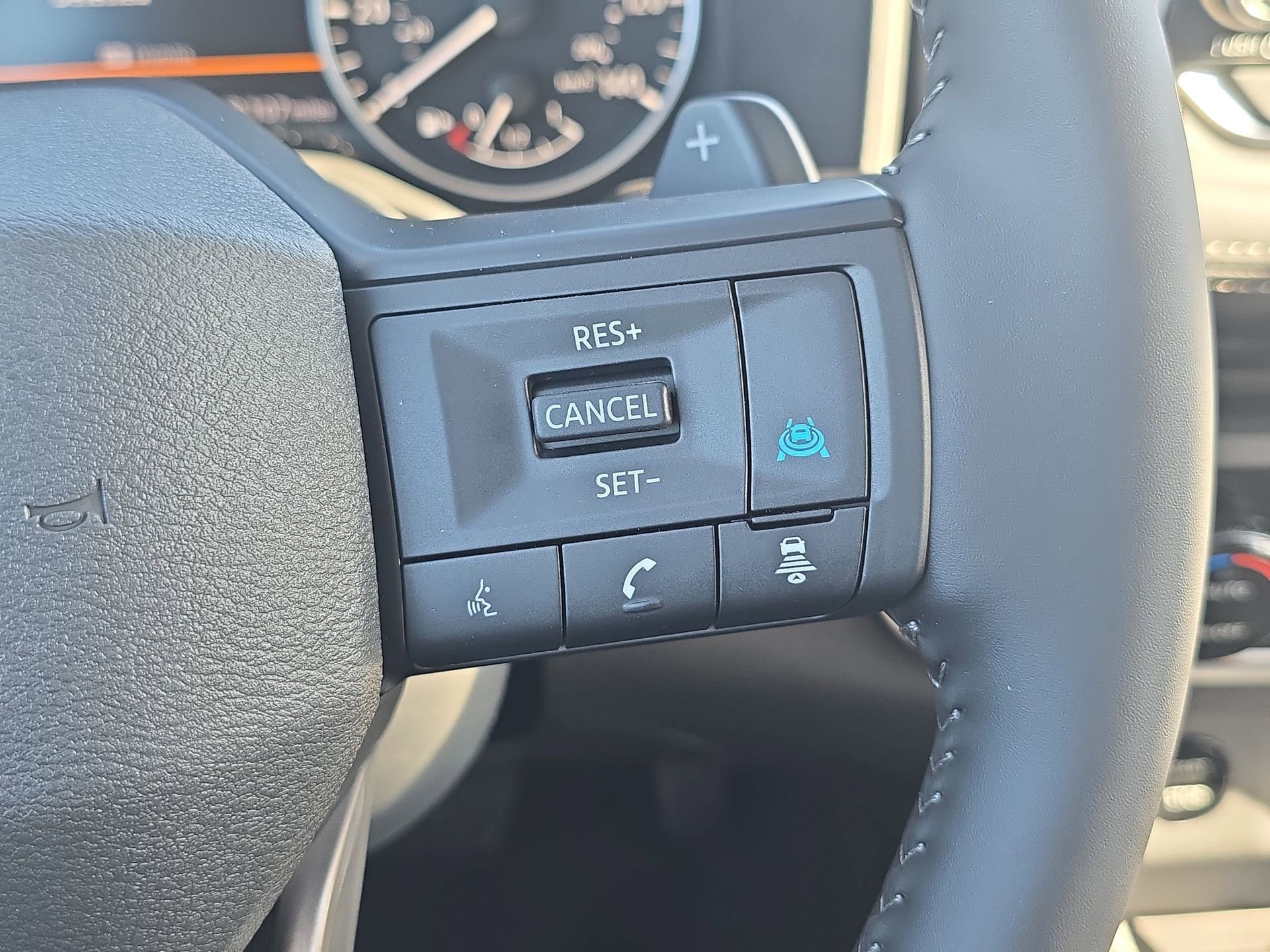New 2026 Nissan Rogue SV w/ Cold Weather Package FWD image 18