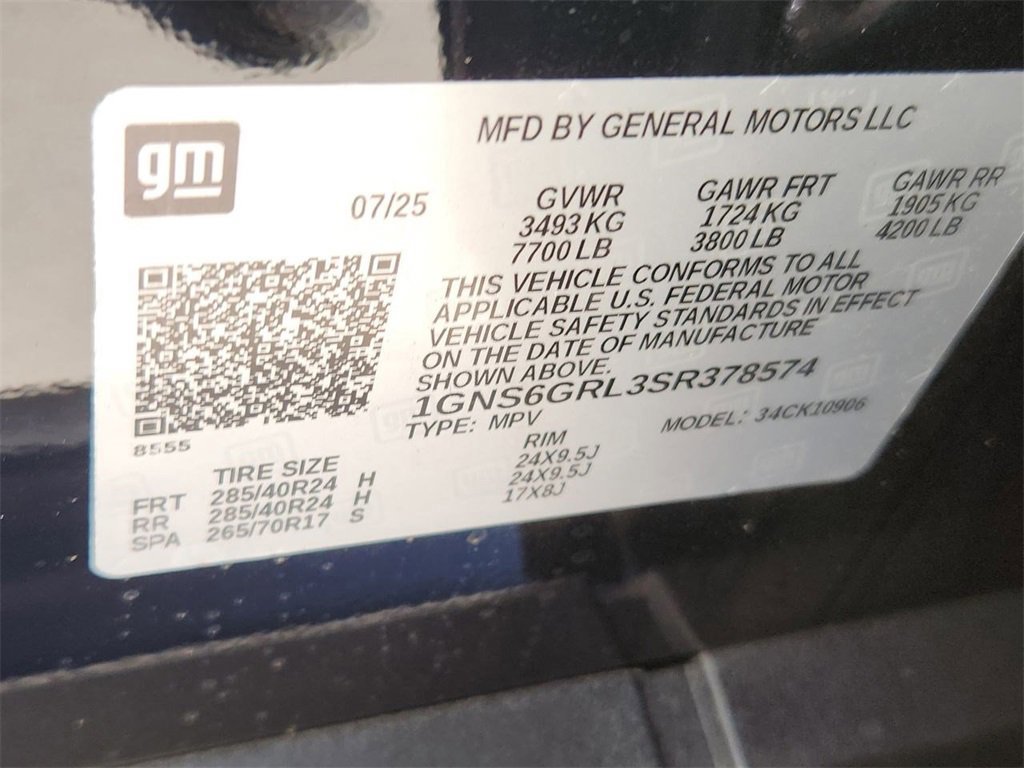 New 2025 Chevrolet Suburban High Country image 35